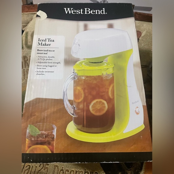 West Bend | Kitchen | West Bend Infusion Iced Tea Marker 275qt Lime ...
